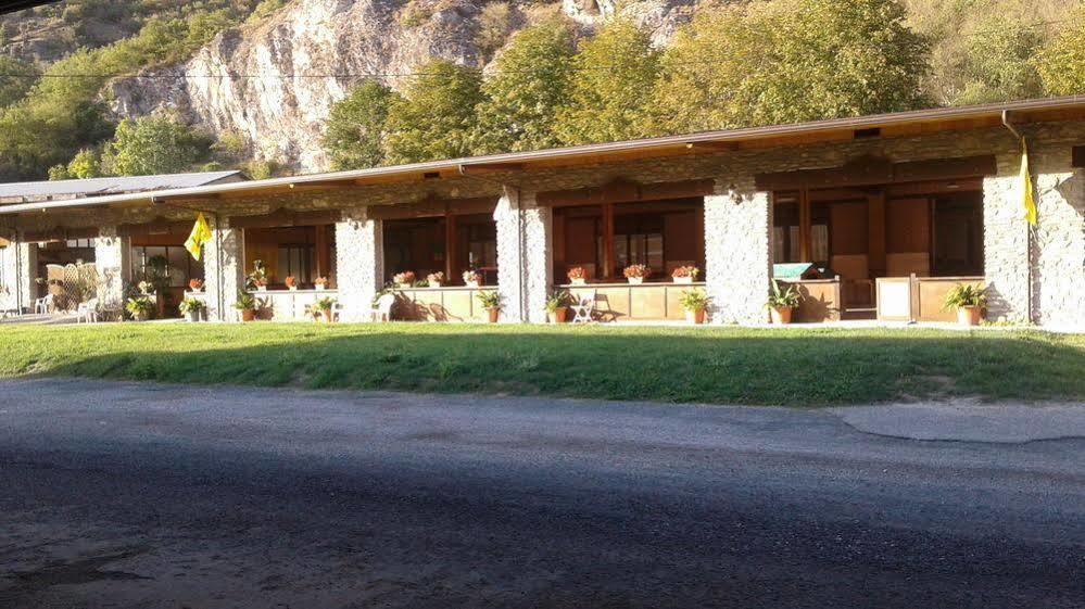 Agriturismo San Giuliano Dei Fratelli Giai Суза Экстерьер фото