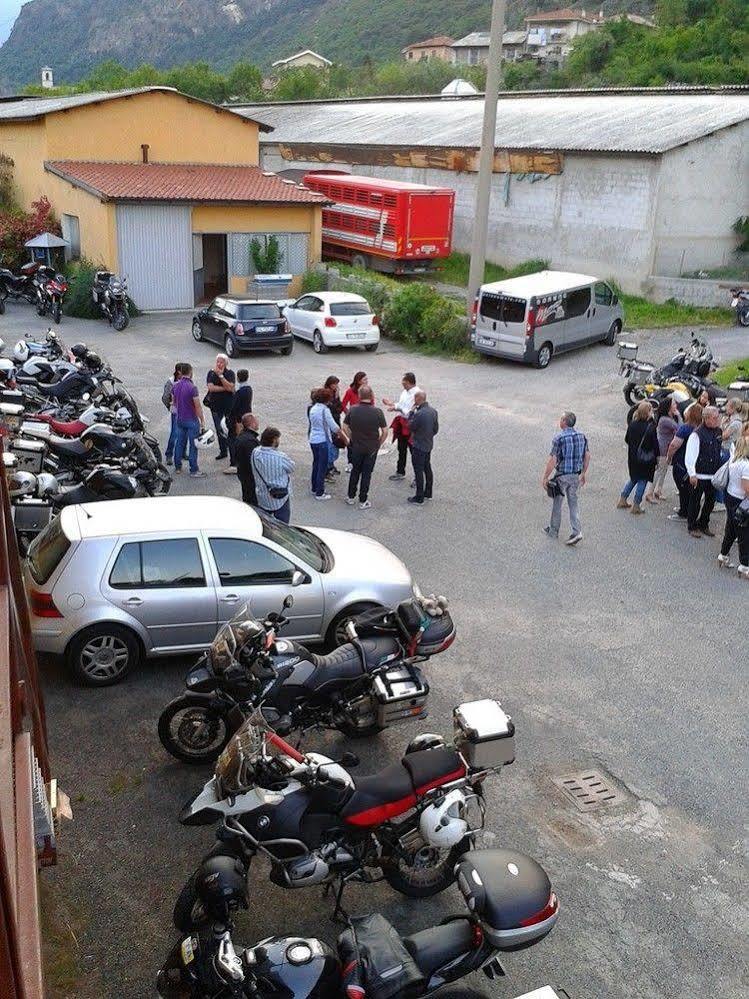 Agriturismo San Giuliano Dei Fratelli Giai Суза Экстерьер фото